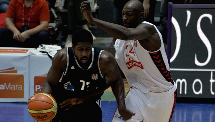 Muratbey Uşak Sportif:70 Beşiktaş İntegral Forex:66